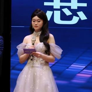 网络工程专业学长学姐照片