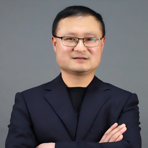 侯世中